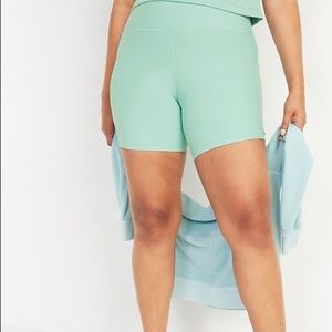 Old Navy PowerSoft high Rise Bike Shorts 2X mint green